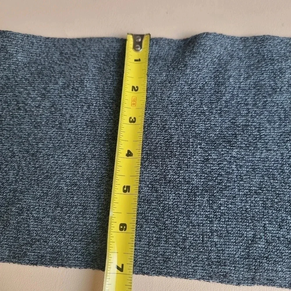 Pugs NWOT Knit Scarf Logo One Size Scarf 56